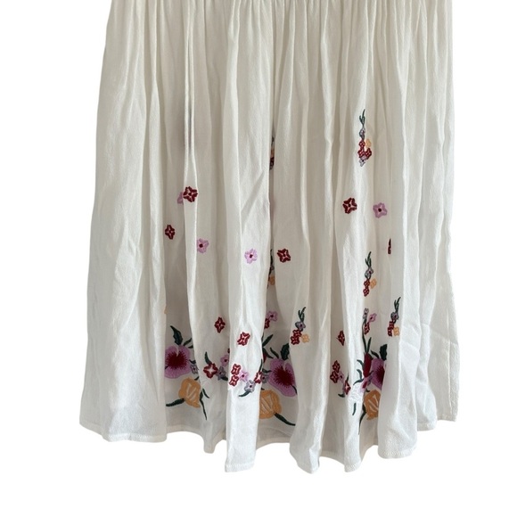 Altar'd State Floral NWT Embroidered Mini Sleeveless Sundress Size Small - Picture 8 of 9